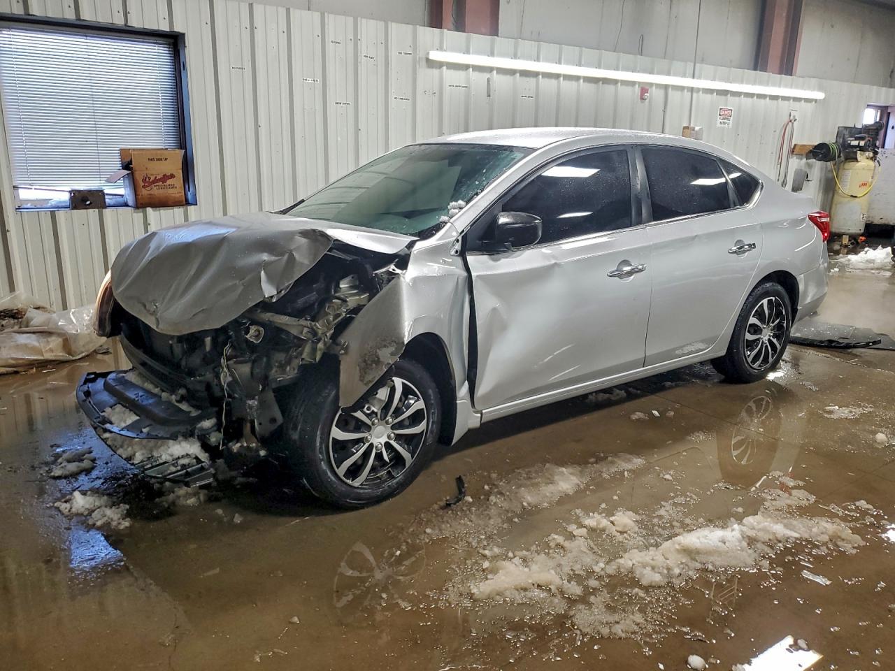 Nissan Sentra S Image 1