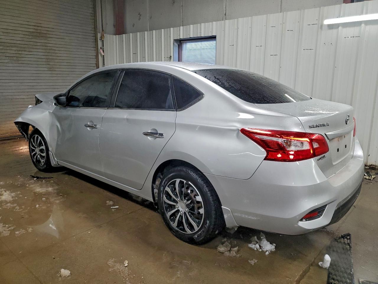 Nissan Sentra S Image 9