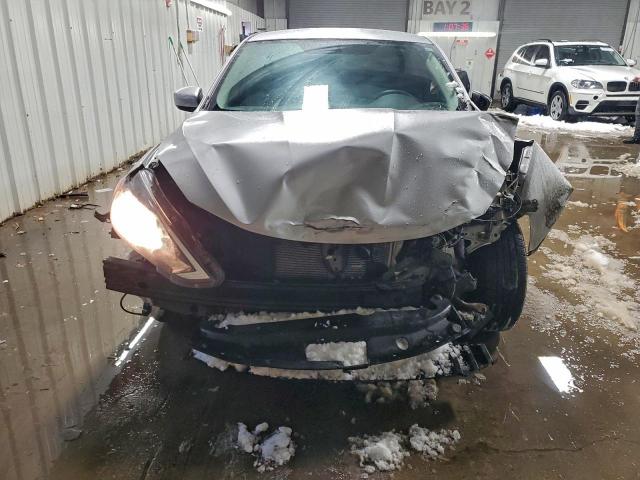 Nissan Sentra S Image 5