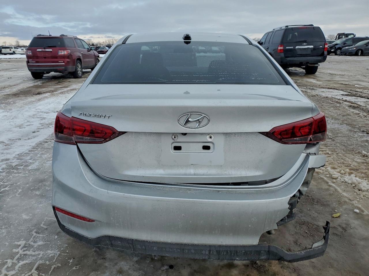 Hyundai ACCENT Se Image 5