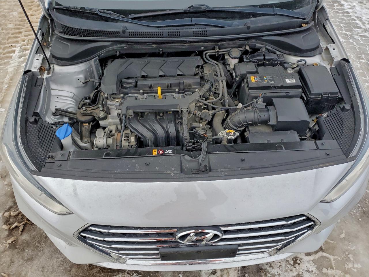 Hyundai ACCENT Se Image 7