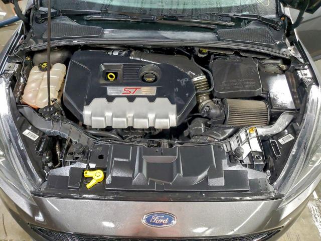 Ford Focus St Image 12