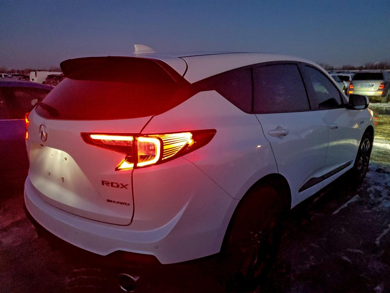 Acura RDX A-spec Image 3