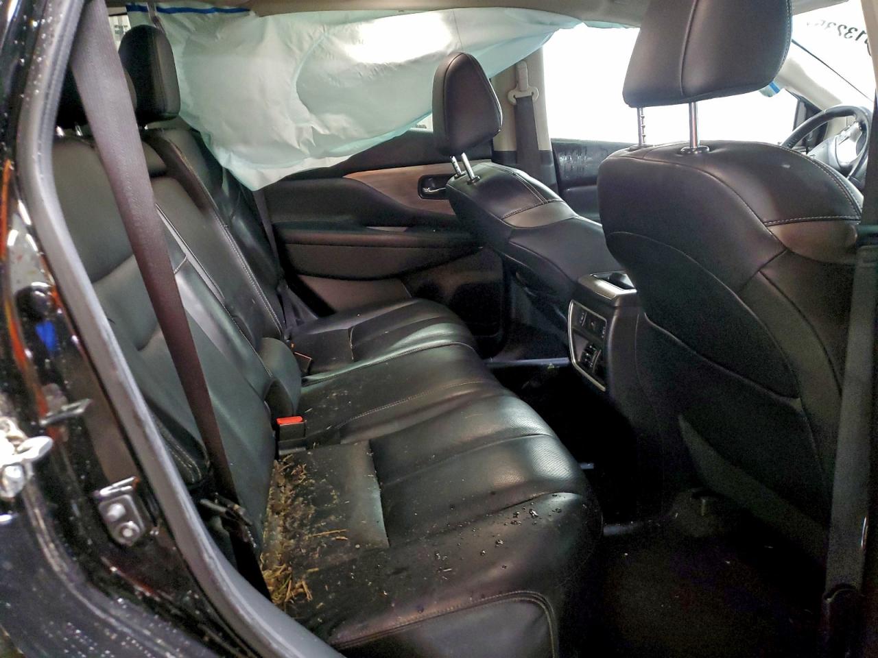 Nissan Murano S Image 9