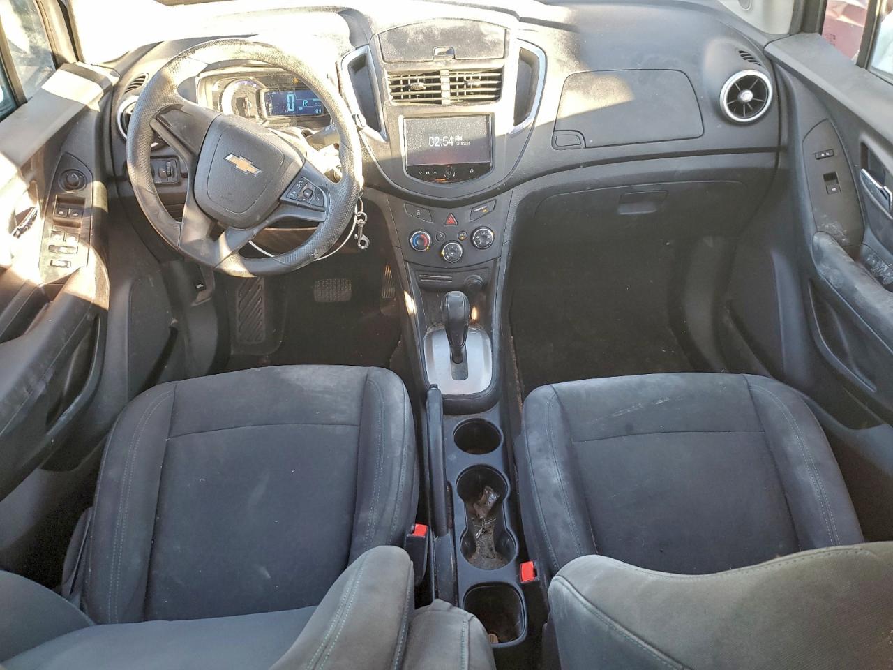 Chevrolet Trax Ls Image 12