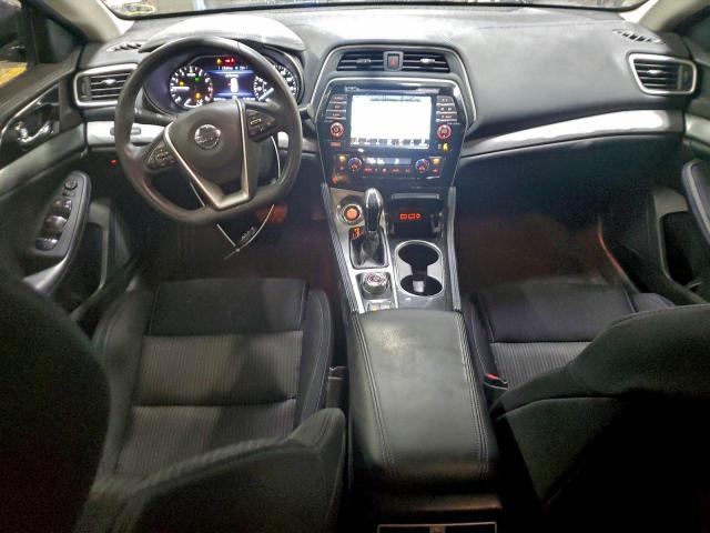 Nissan Maxima 3.5s Image 10