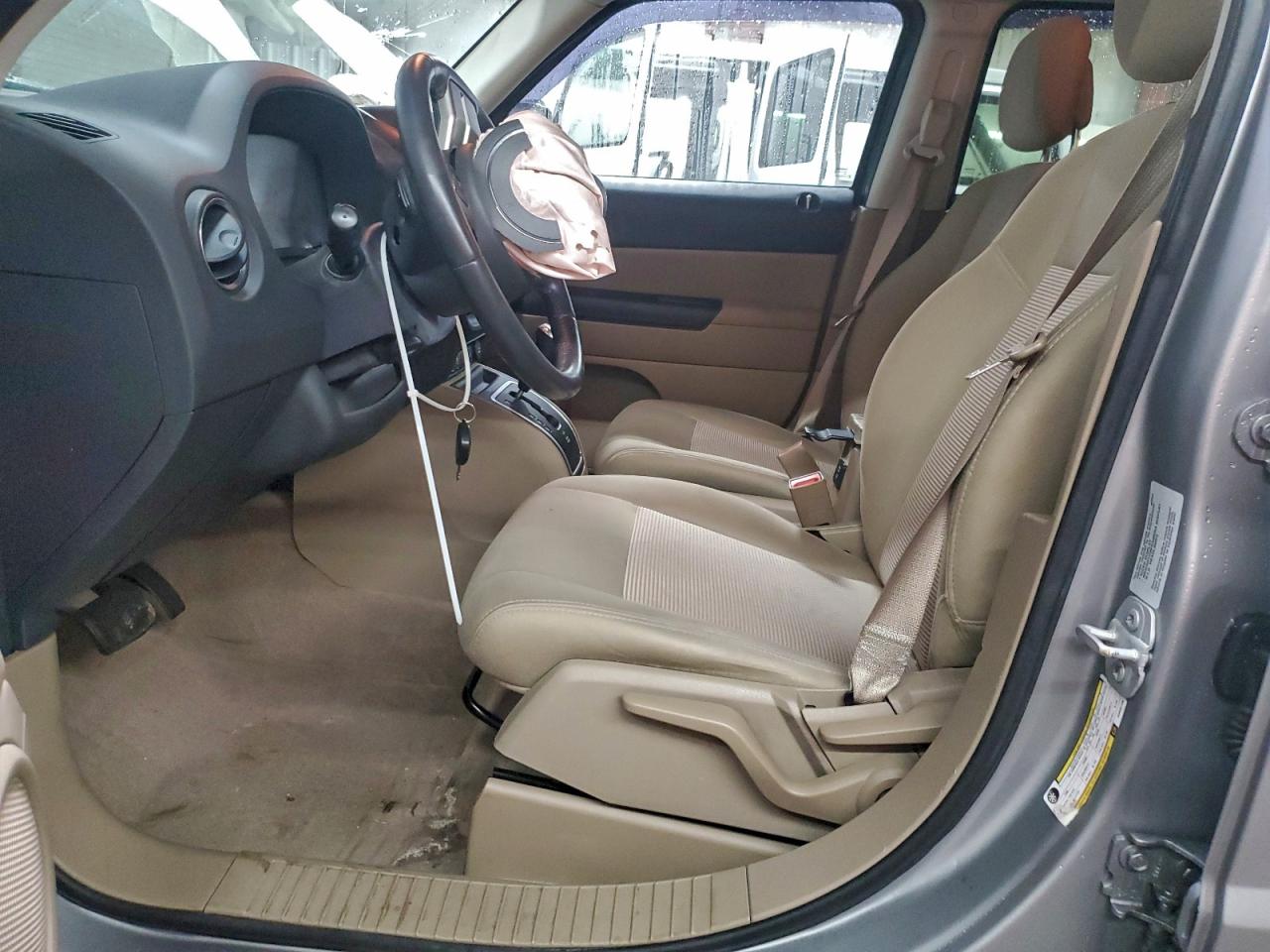 Jeep Patriot Latitude Image 5