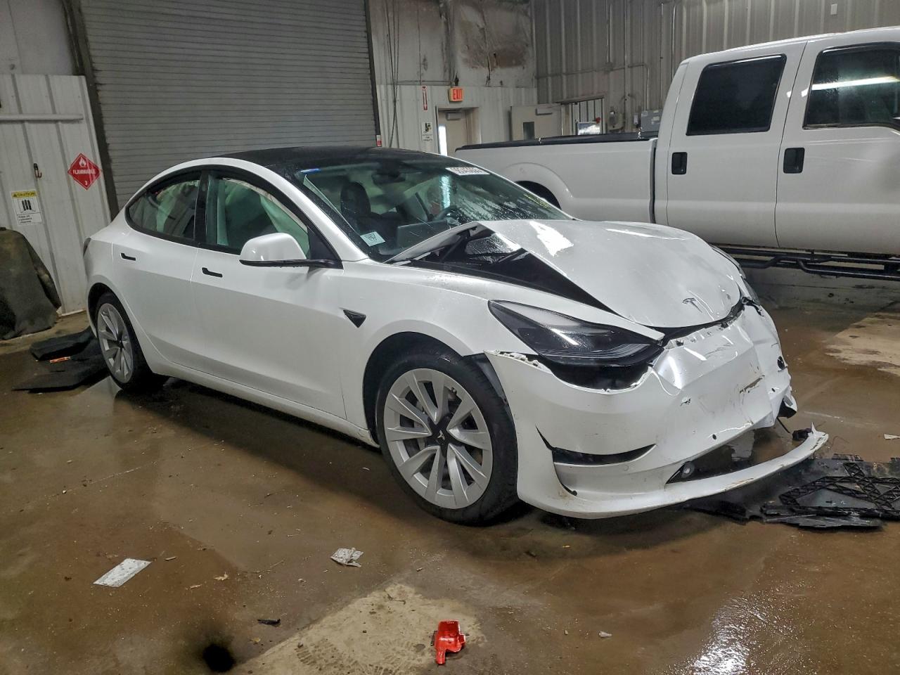 Tesla Model 3 Image 3