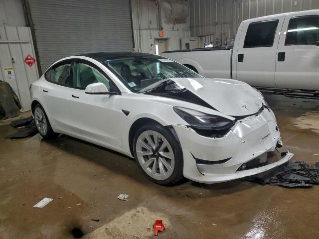 Tesla Model 3 Image 3