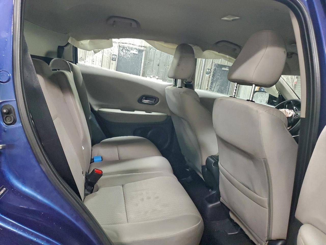 Honda HR-V Lx Image 2