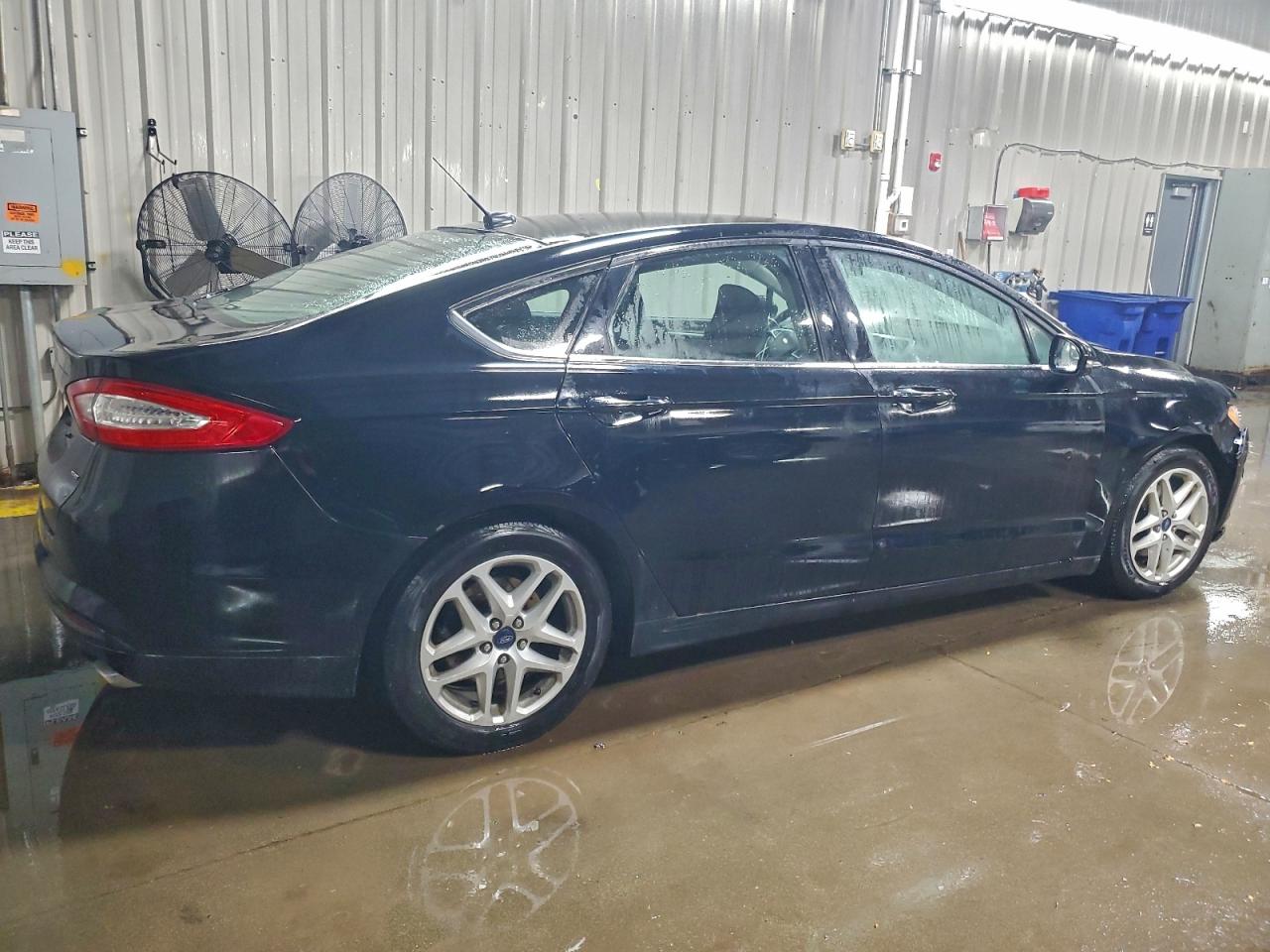 Ford Fusion Se Image 2