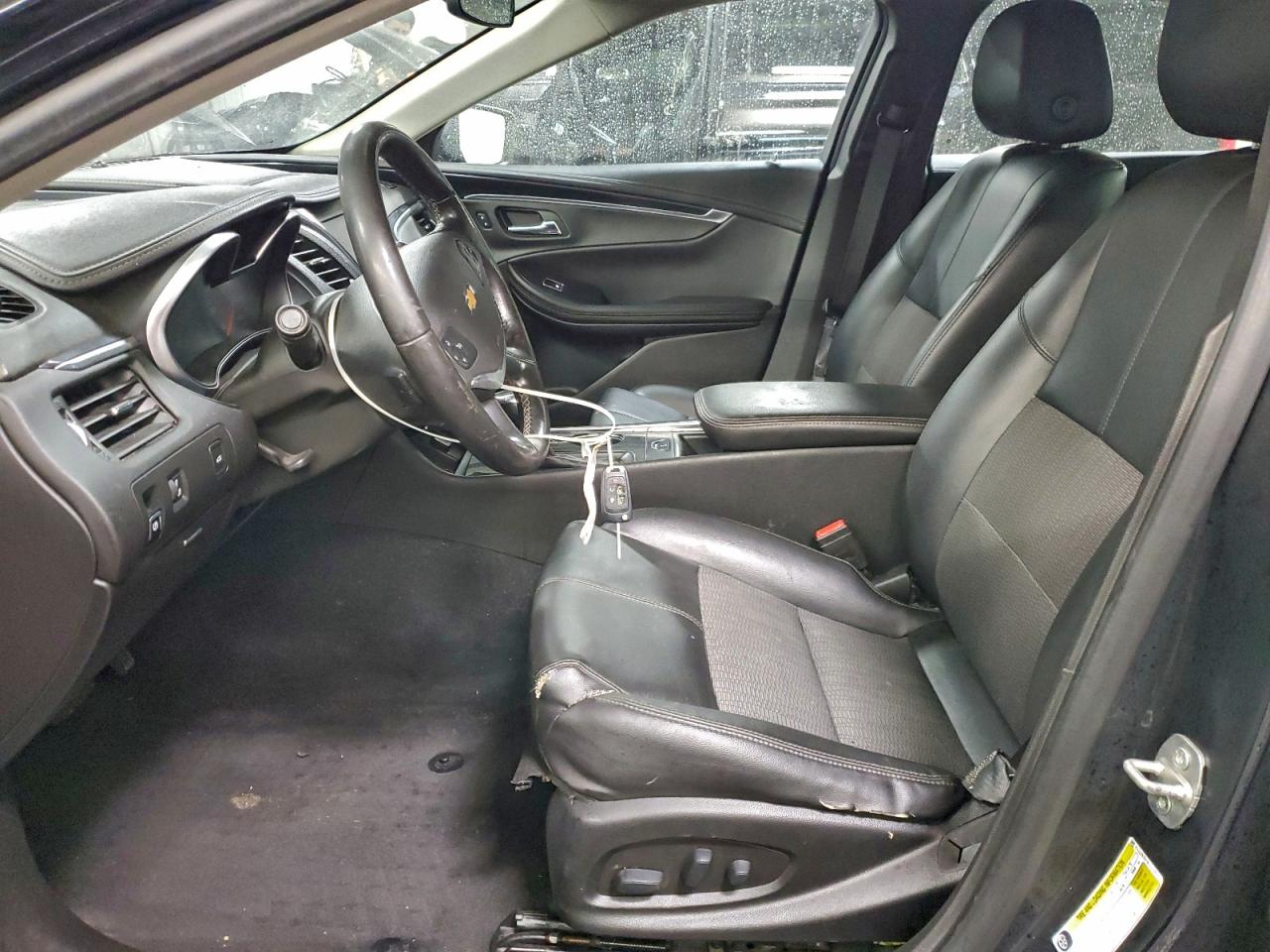 Chevrolet Impala Lt Image 3