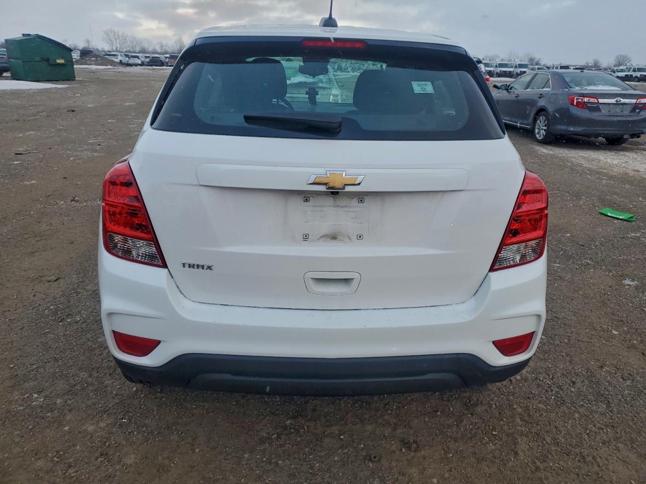 Chevrolet Trax Ls Image 8