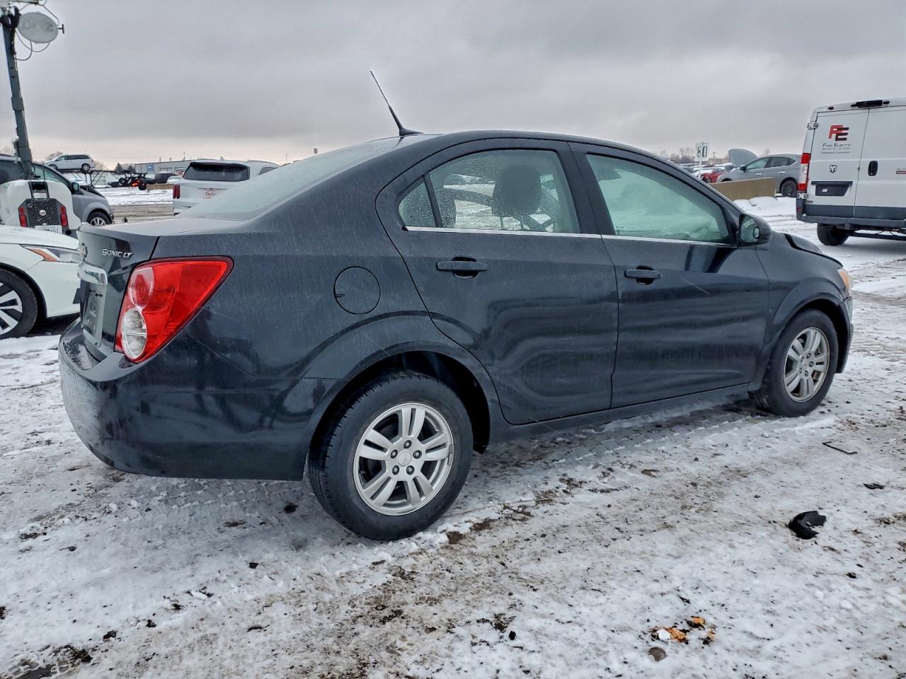 Chevrolet Sonic Lt Image 10