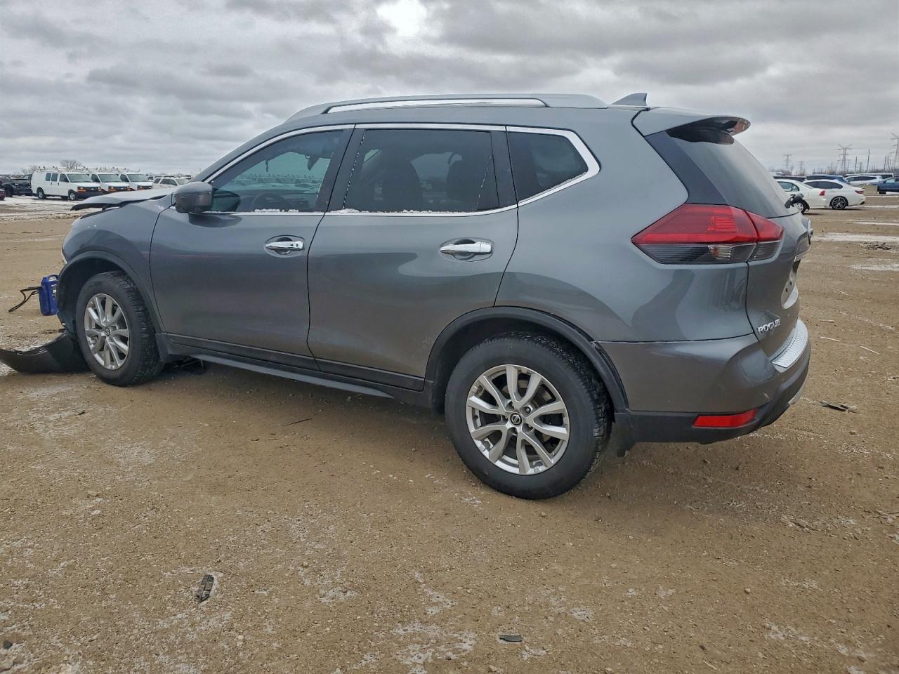 Nissan Rogue S Image 8
