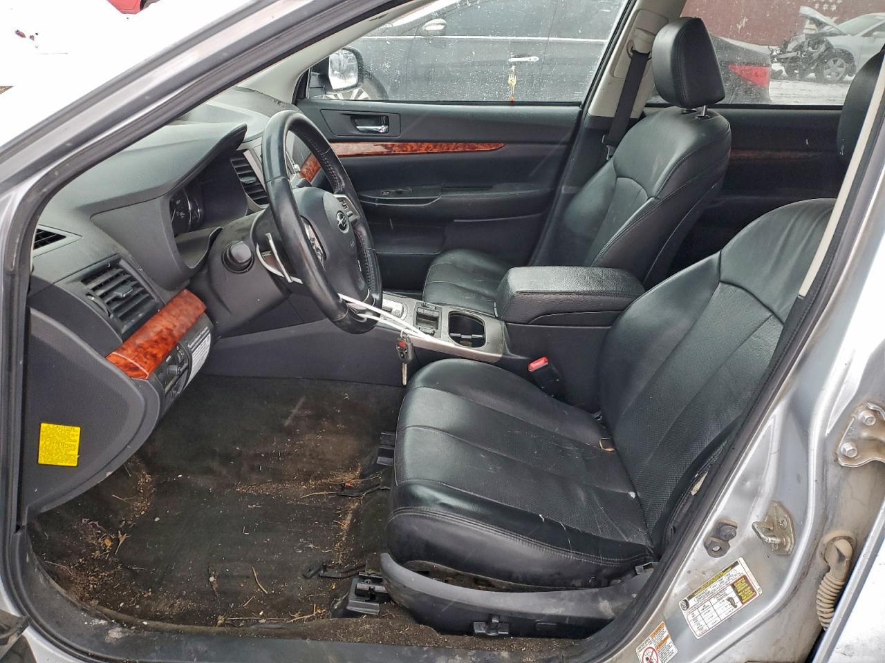 Subaru Outback 3.6r Limited Image 6