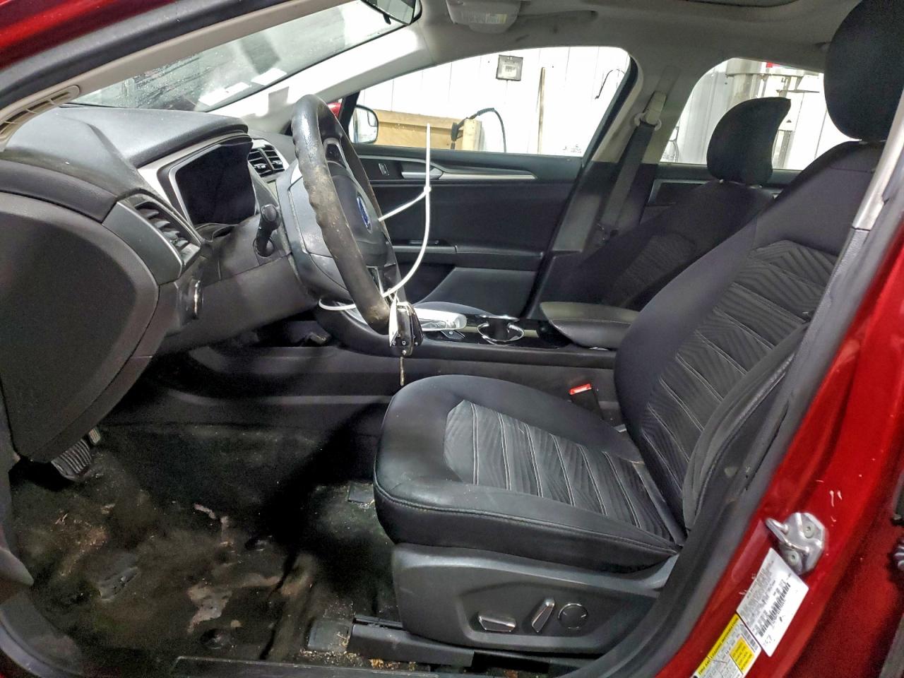 Ford Fusion Se Image 5