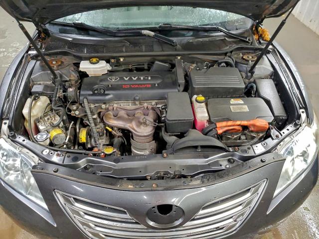 Toyota Camry Hybrid Image 10