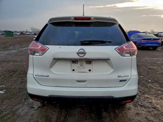 Nissan Rogue S Image 2