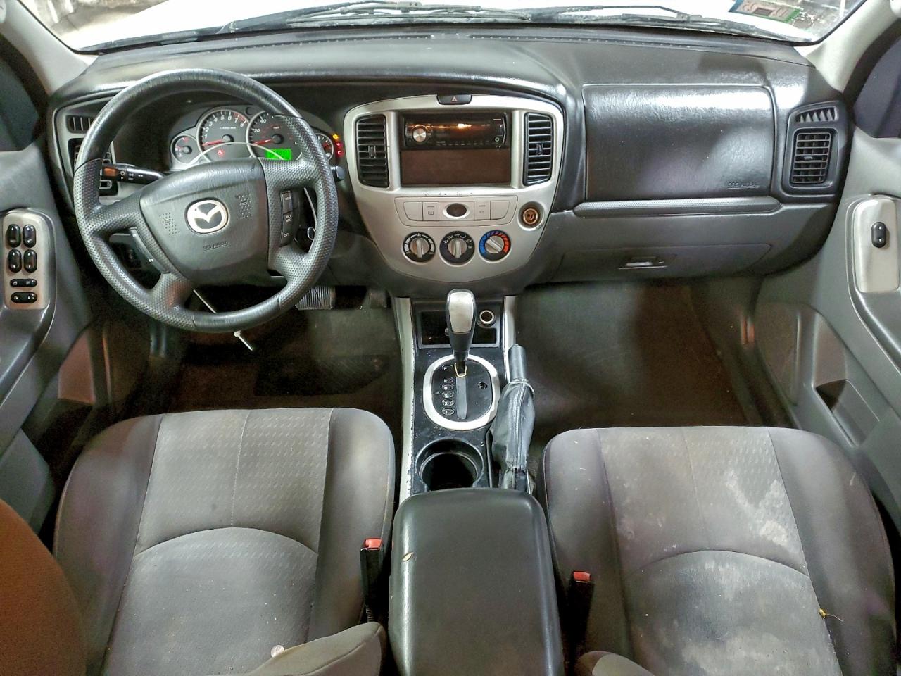 Mazda Tribute I Image 11
