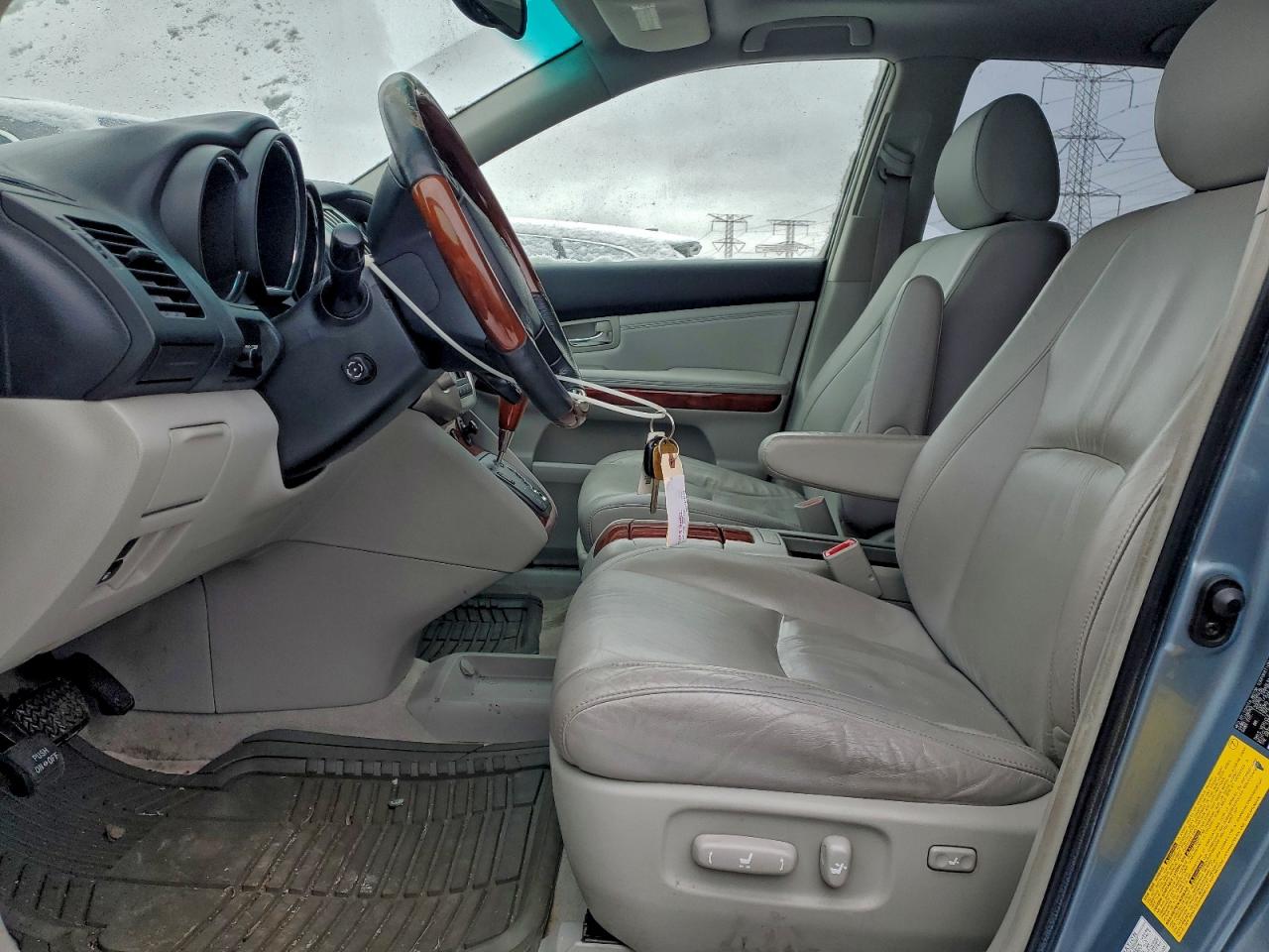 Lexus RX 330 Image 6