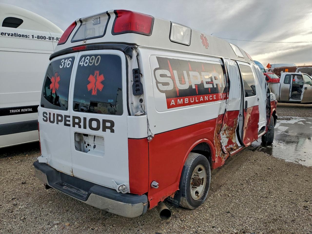 Chevrolet Express Image 6