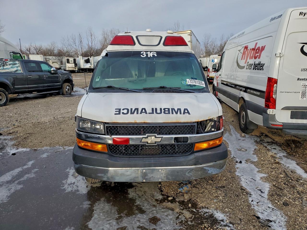 Chevrolet Express Image 11